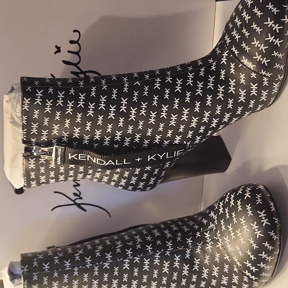 Step Up in Style: Kendall + Kylie Block Heel Booties (Size 7.5 M)